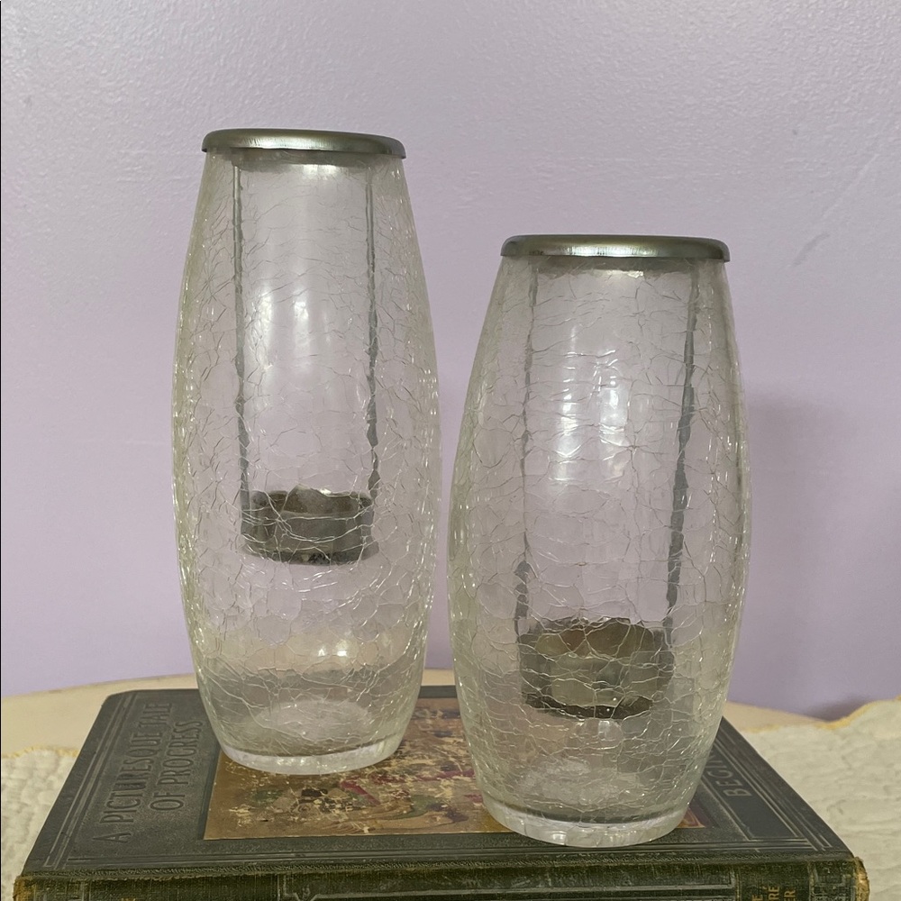 Elegant Silver Rimmed crackled Glass tea light candle holders like new